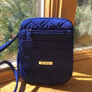 Vera Bradley cross body bag/mini-hipster